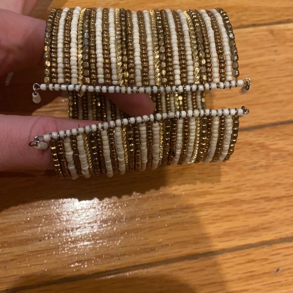 Bracelets - Picture 4 of 4